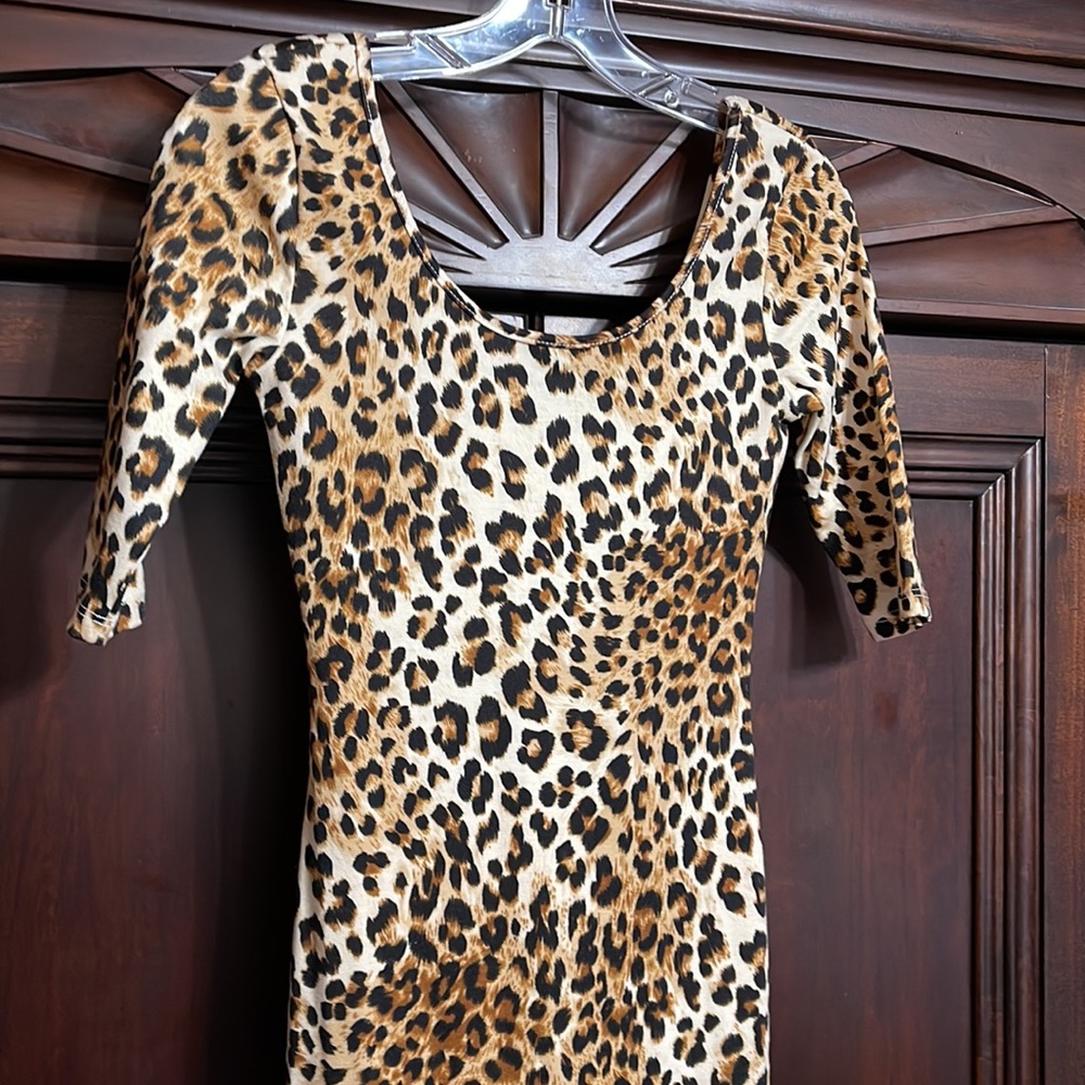 Dress - Picture 3 of 8